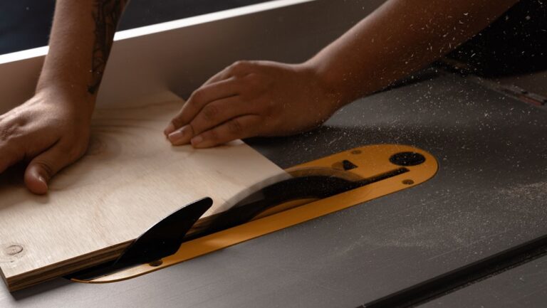 table saw safety accuracy