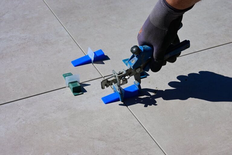 wet sliding tile saw